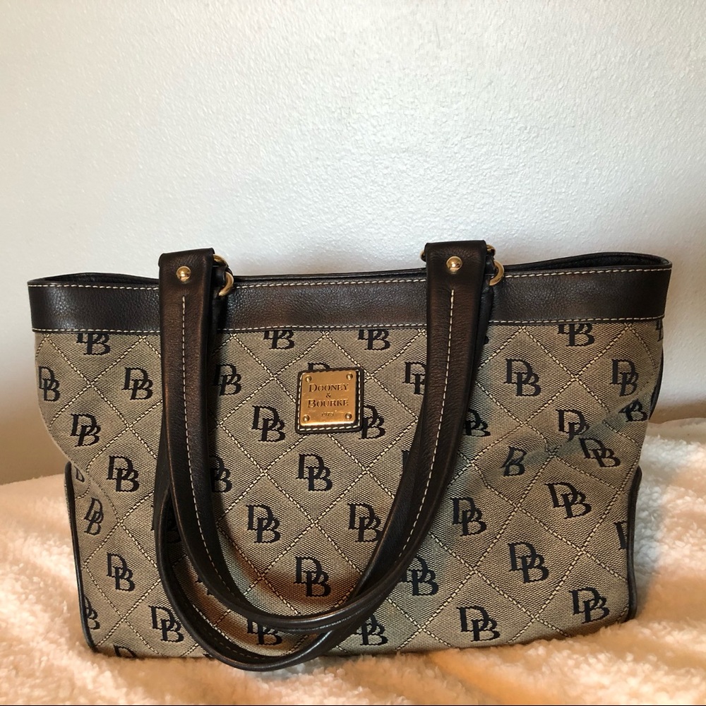 Dooney & Bourke handbag